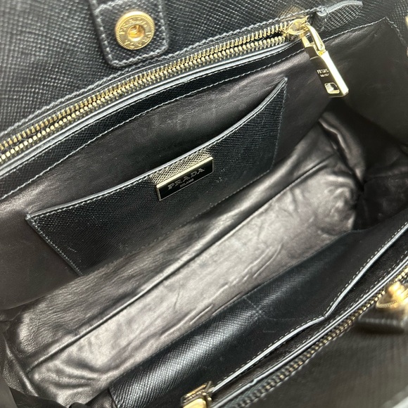 PRADA LEATHER 2-WAY GALLERIA SATCHEL BLK - Picture 11 of 16
